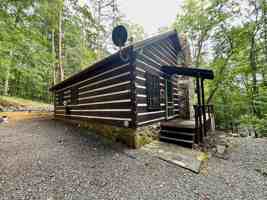 featured image of 44 Ridge Top Ln
