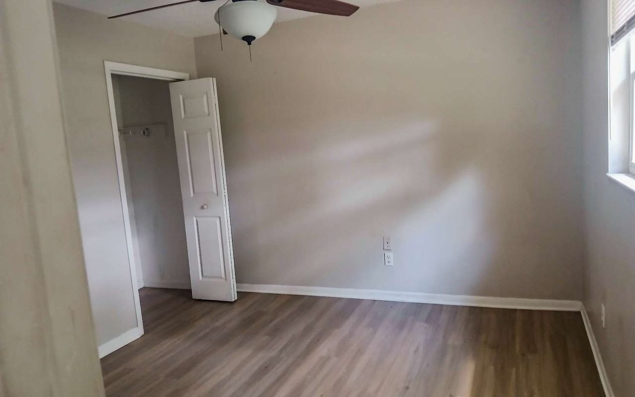 1234 Nw Labonte Ln - Photo 5 of 8