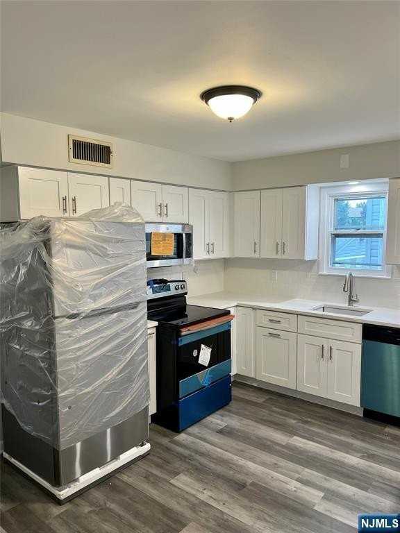 12 Grunauer Ave #A - Photo 2 of 16