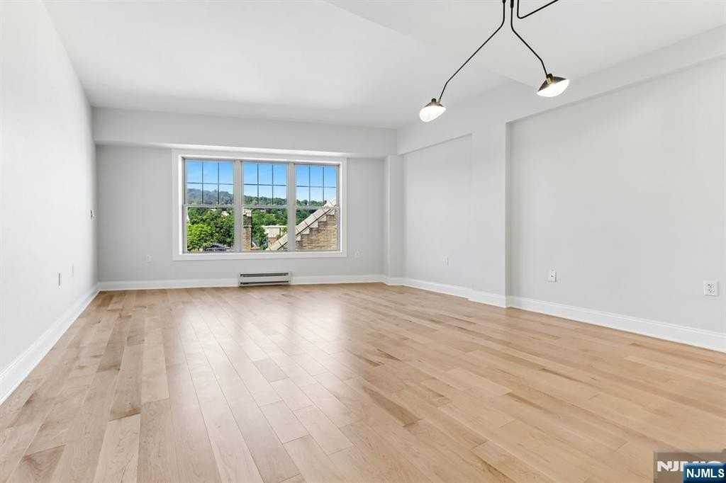48 Park St #517 - Photo 6 of 49