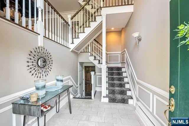 21 Sherbrooke Ct - Photo 2 of 18