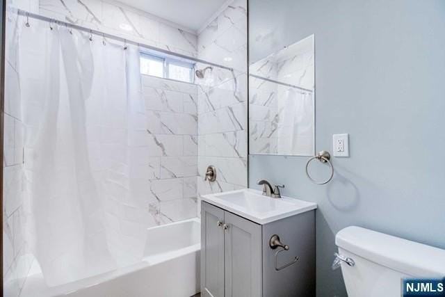 160 Manhattan Ter #1 - Photo 4 of 9