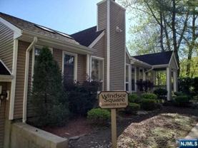 523 Windsor Dr - Photo 1 of 1