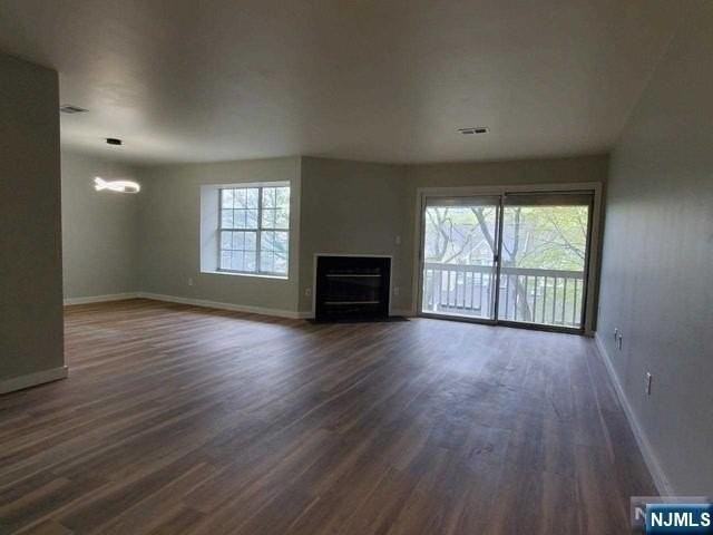 523 Windsor Dr - Photo 2 of 15