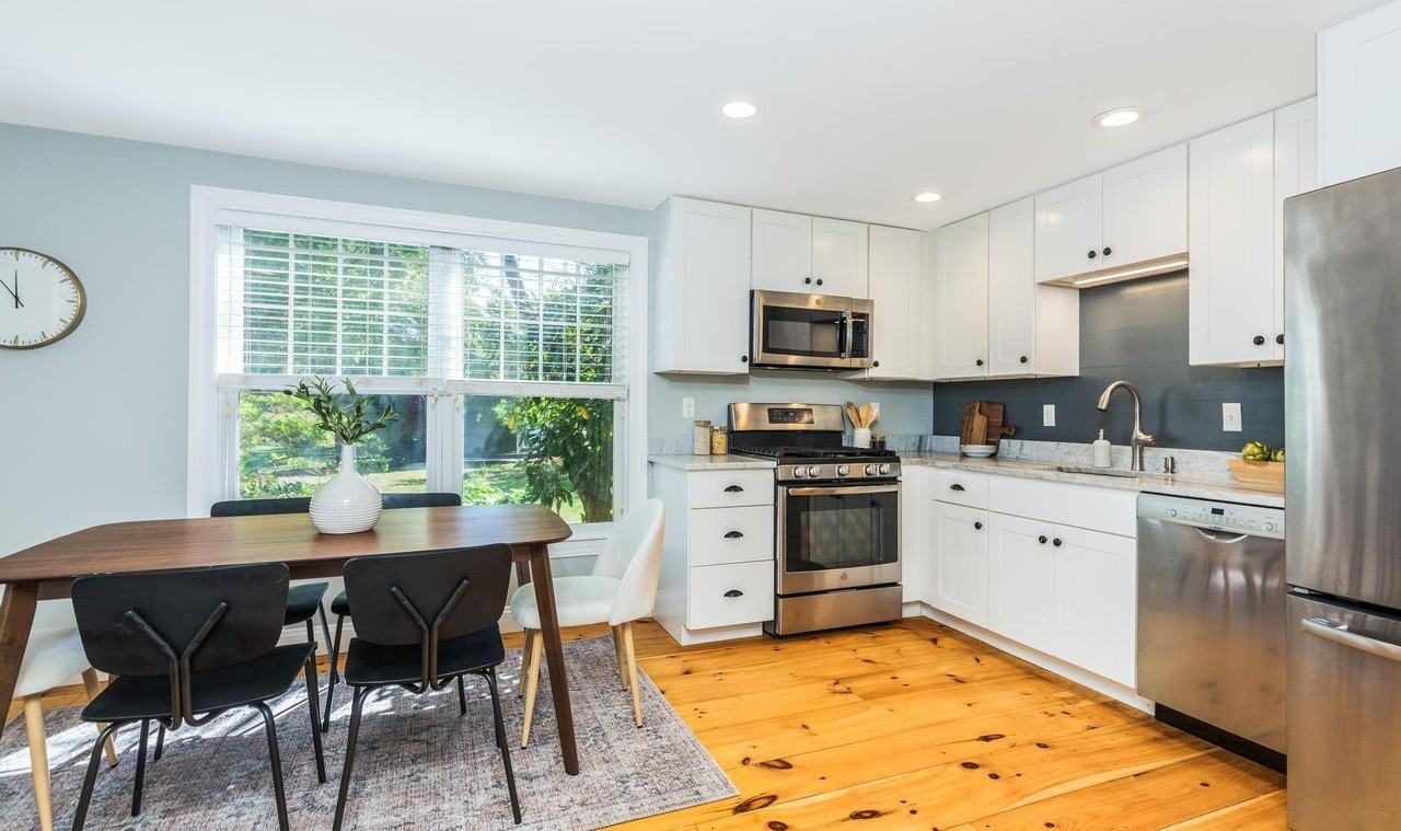 371 Washington Rd - Photo 3 of 14