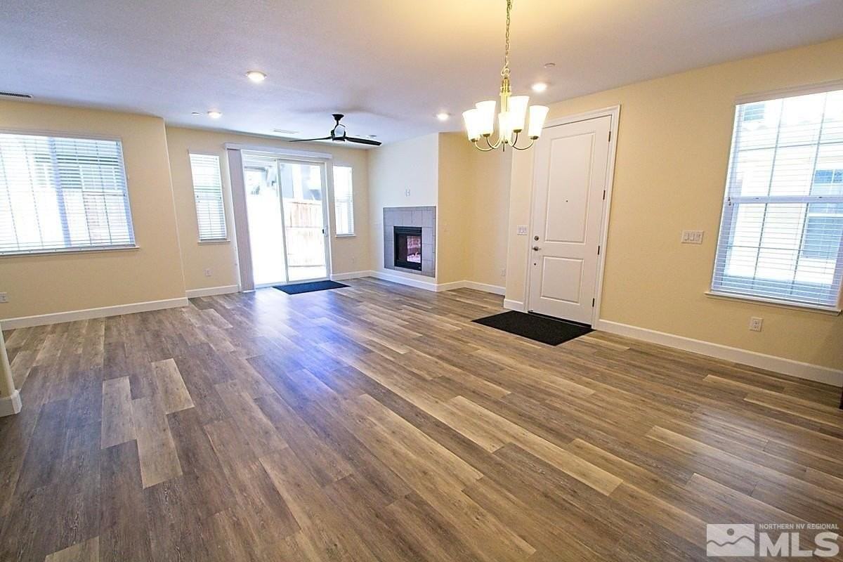 1845 Dark Horse Rd Unit B - Photo 3 of 11