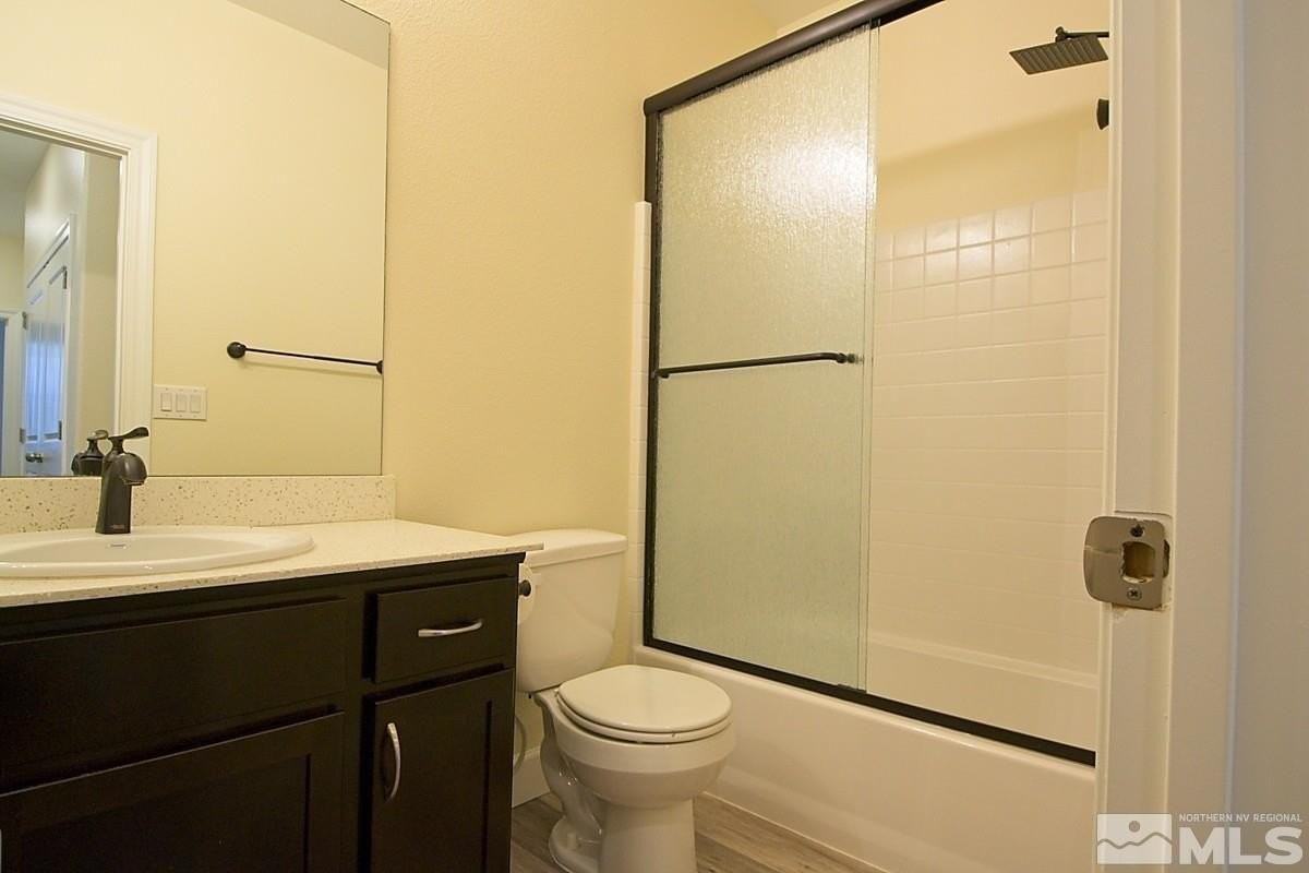 1845 Dark Horse Rd Unit B - Photo 6 of 11