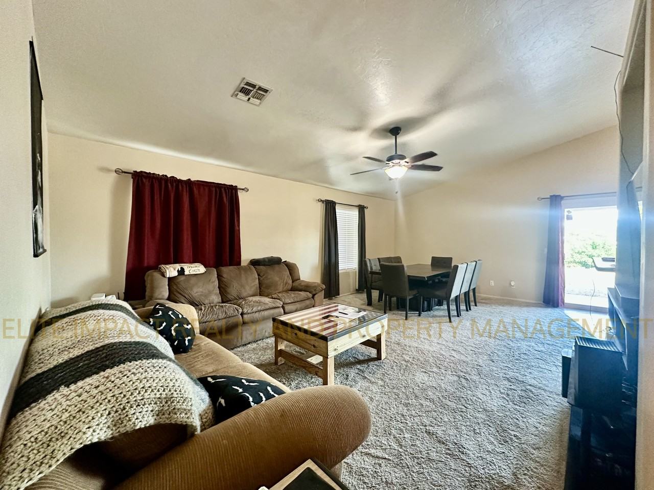7510 N Thornwood Rd #1 - Photo 5 of 23