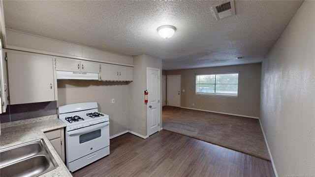 503 E Main St #503 - Photo 4 of 10