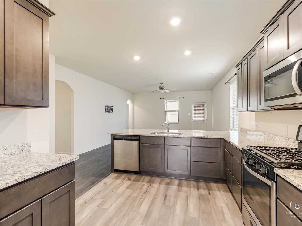 13616 Musselshell Dr - Photo 5 of 23