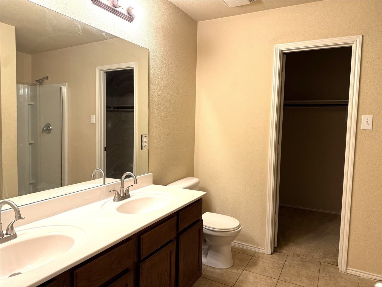 10687 Midway Dr - Photo 4 of 20