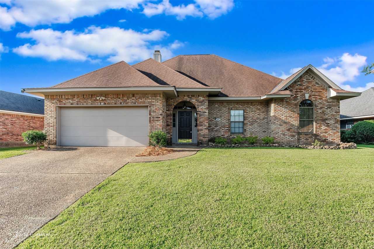 462 Mayfair Ct