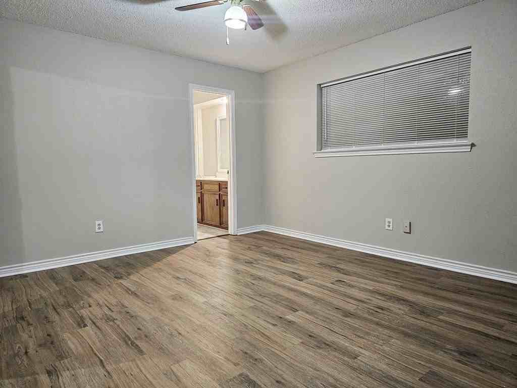 309 Christie Ct - Photo 7 of 12