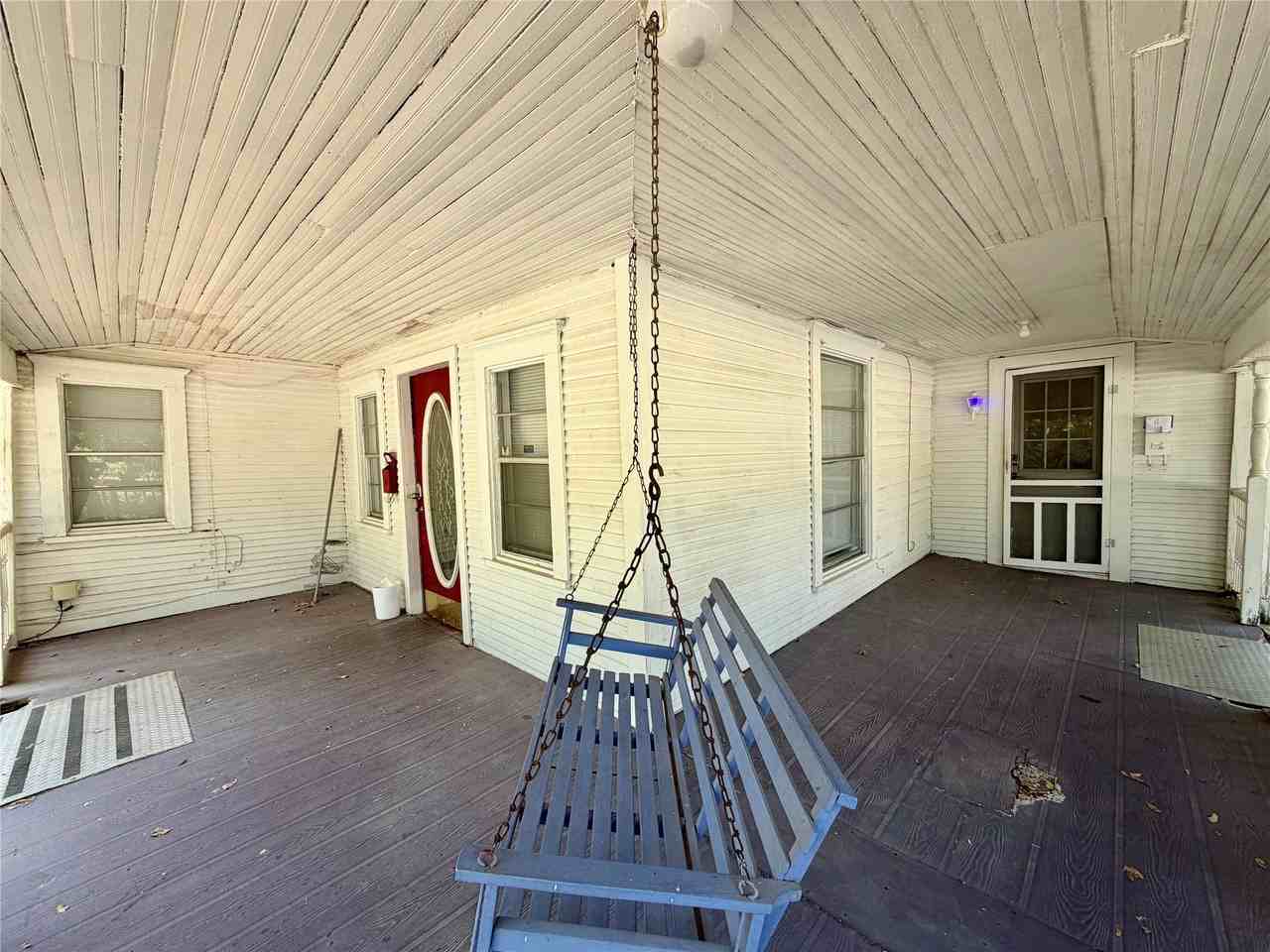 530 Schmitz Ave - Photo 4 of 12