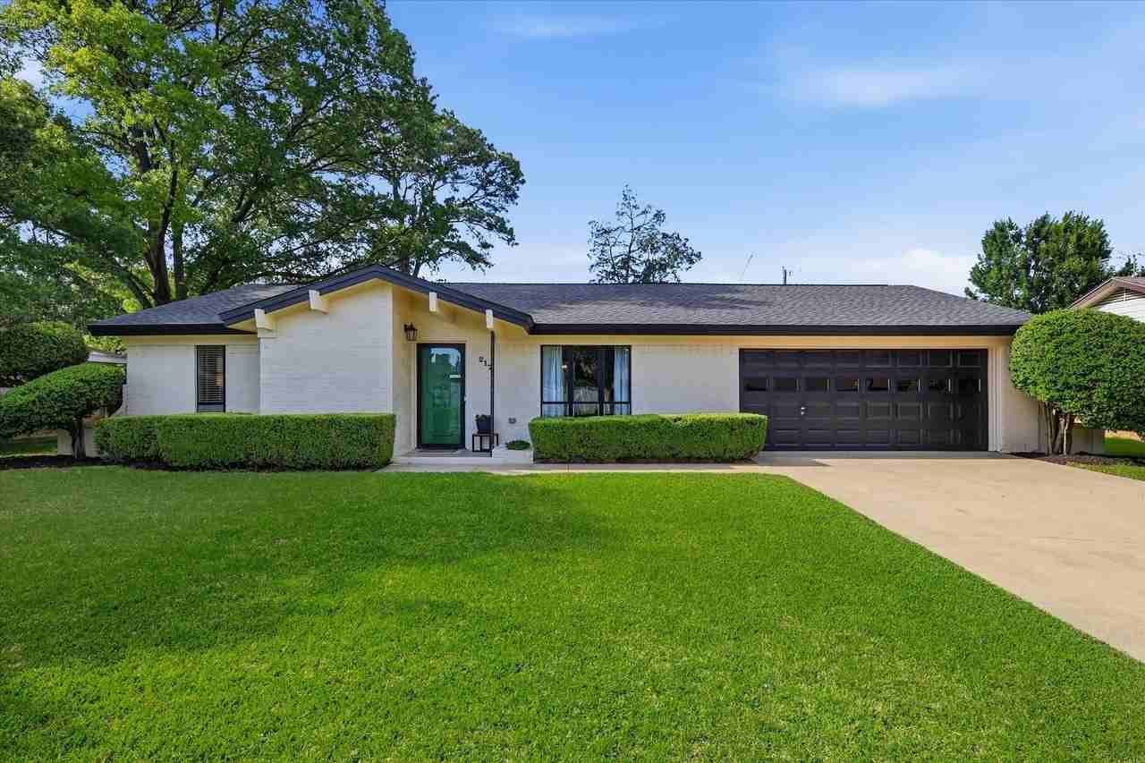 217 E Louella Dr - Photo 2 of 39