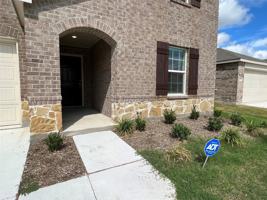 featured image of 16013 Crews Ave