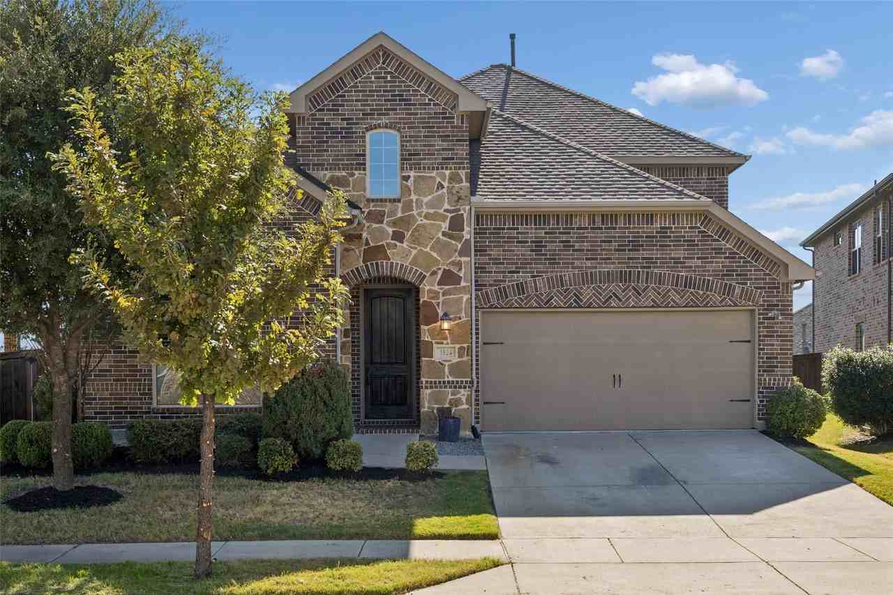1824 Balboa Park Dr - Photo 2 of 33