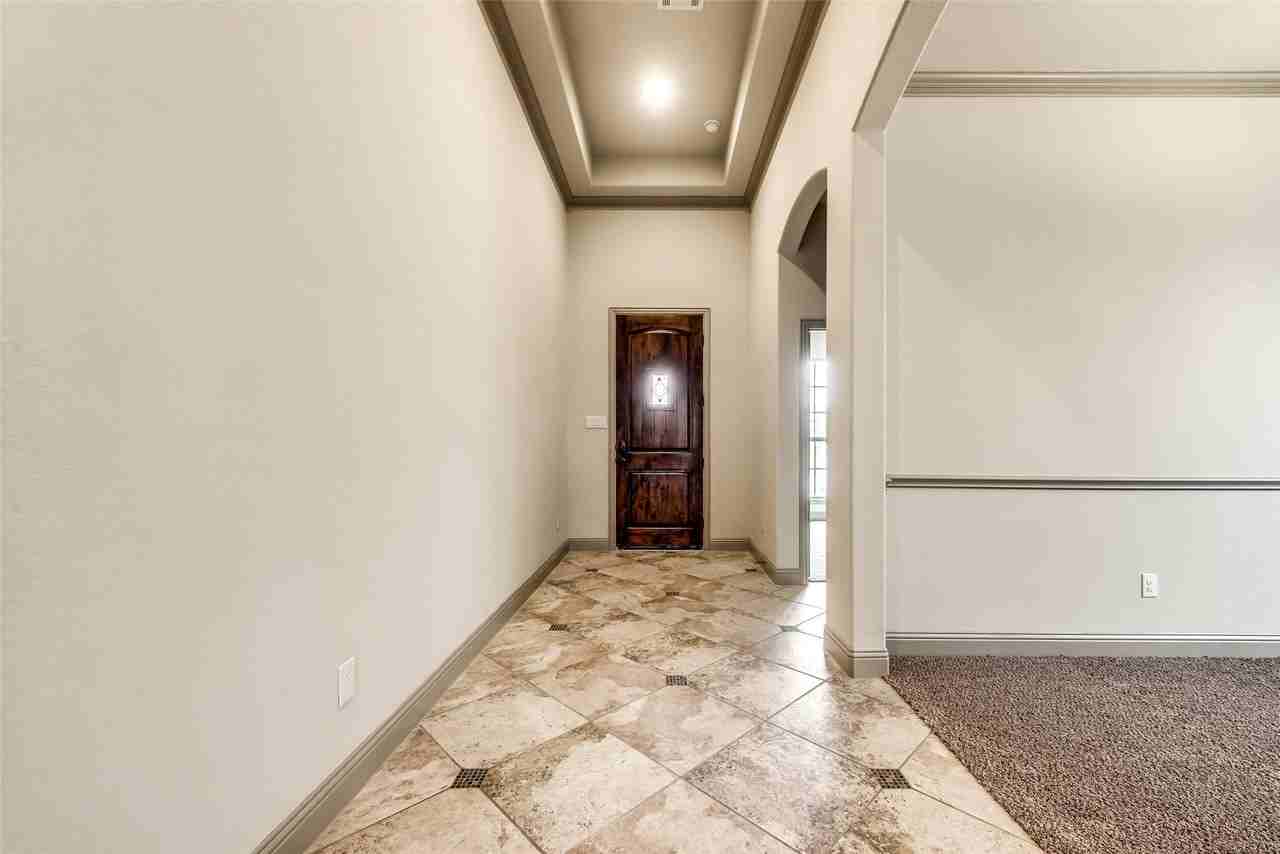 8512 Meadow Sweet Ln - Photo 3 of 21