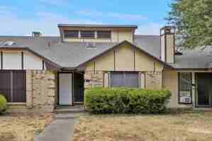 featured image of 213 Hood St