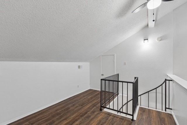 213 Hood St - Photo 7 of 17