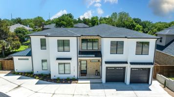 featured image of 5108 Yacht Club Dr