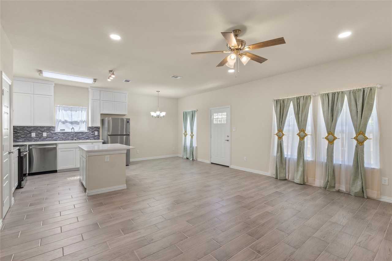 2959 Simpson Stuart Rd - Photo 4 of 16