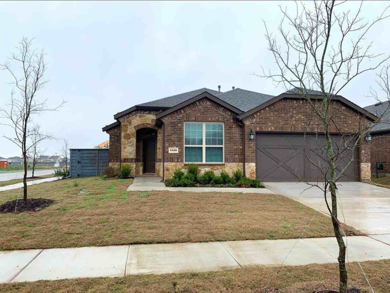 1428 Summit View Ln
