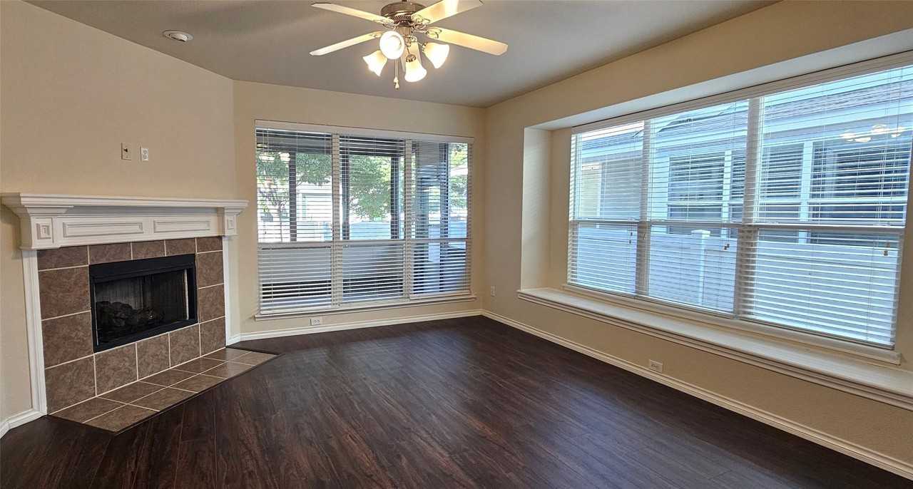 1117 Caudle Ln - Photo 6 of 21