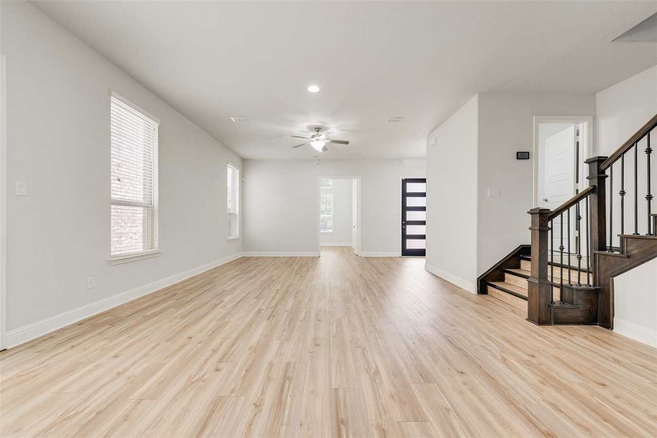 628 Ansley Way - Photo 3 of 14