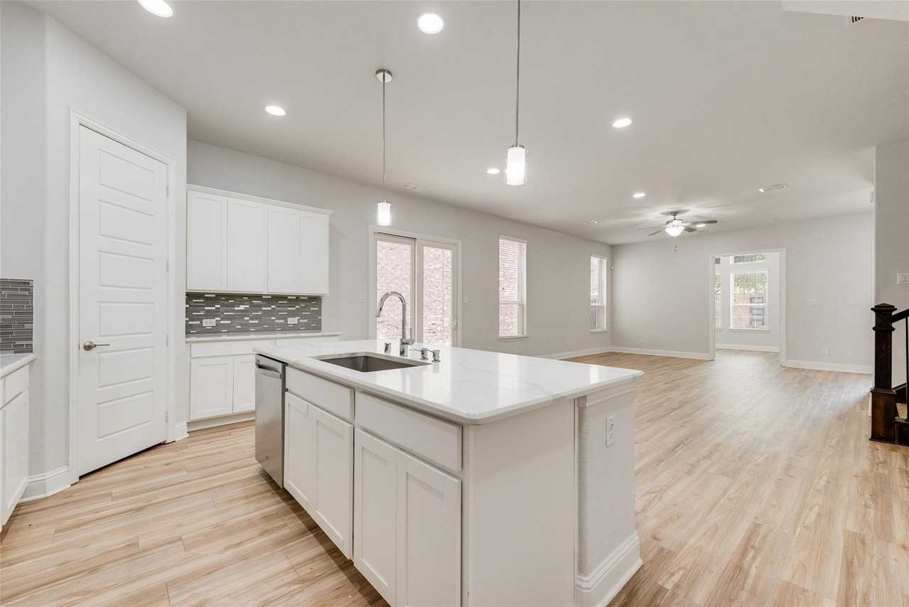 628 Ansley Way - Photo 5 of 14