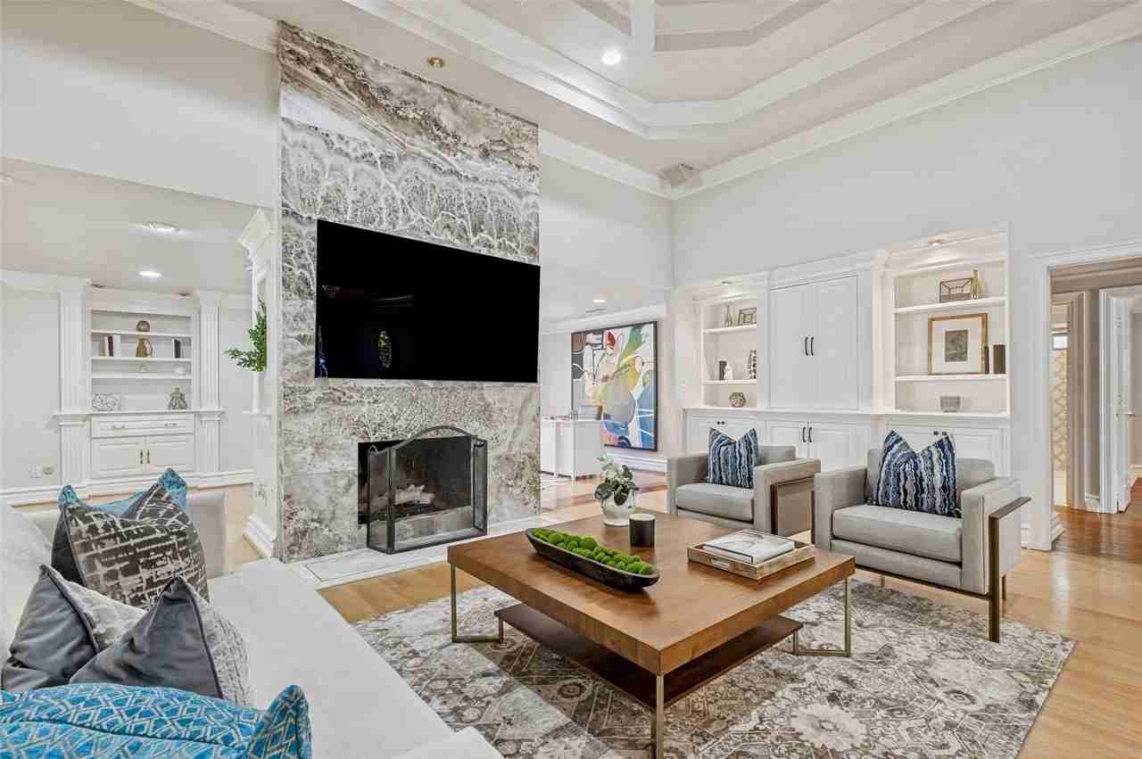 5322 W Mockingbird Ln - Photo 6 of 31