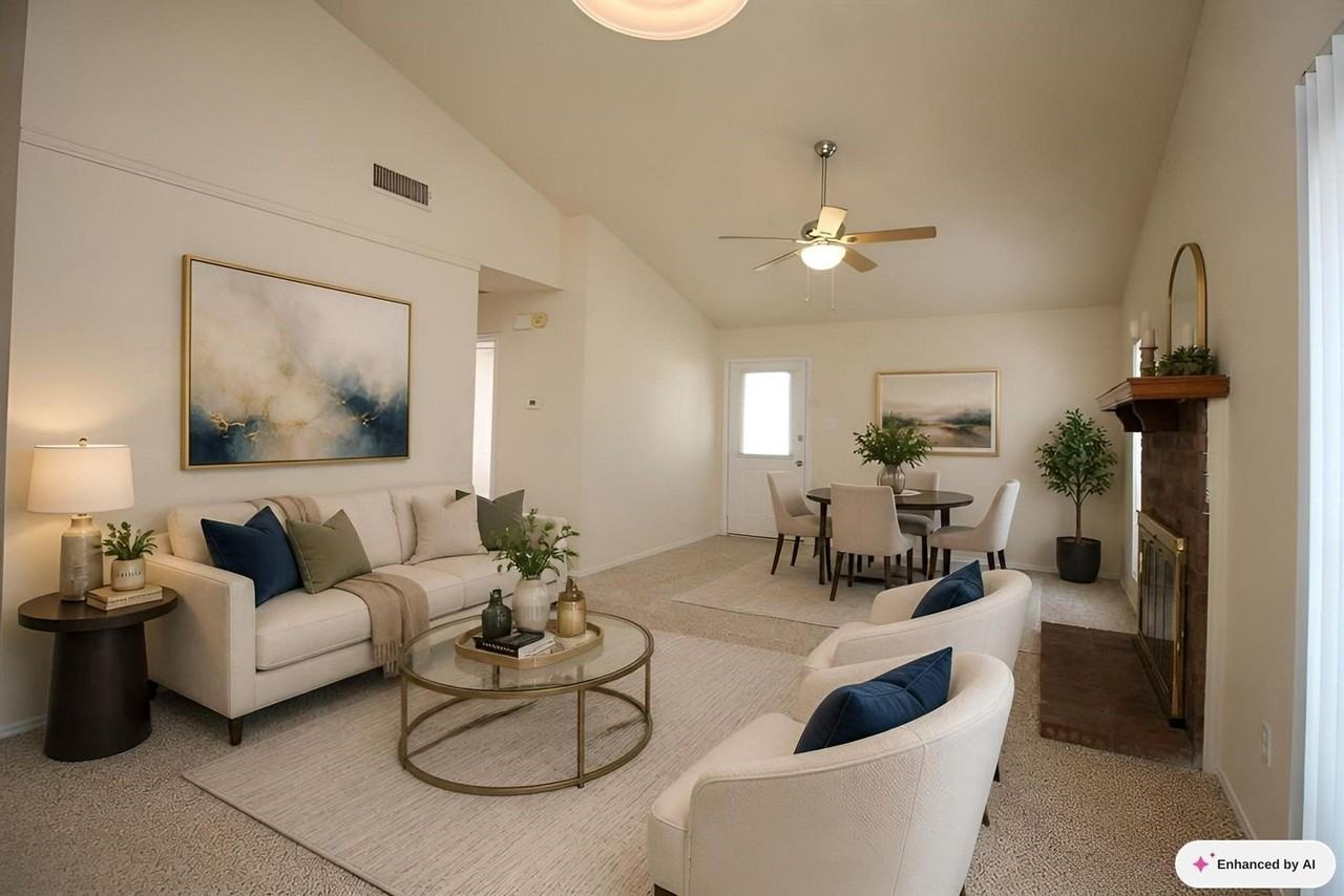 748 Versailles St - Photo 3 of 16