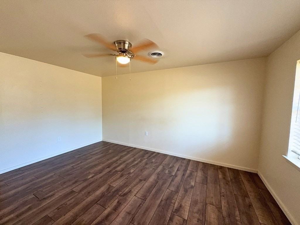 615 Crane Dr - Photo 4 of 18