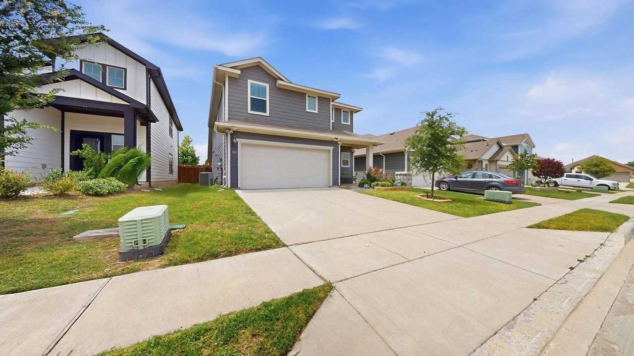 2108 River Pine Rd - Photo 3 of 40