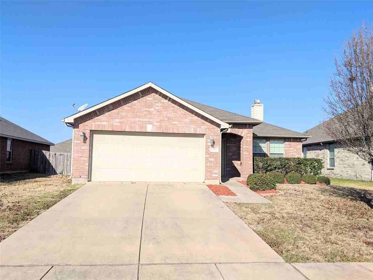 517 Azalea Dr - Photo 3 of 20