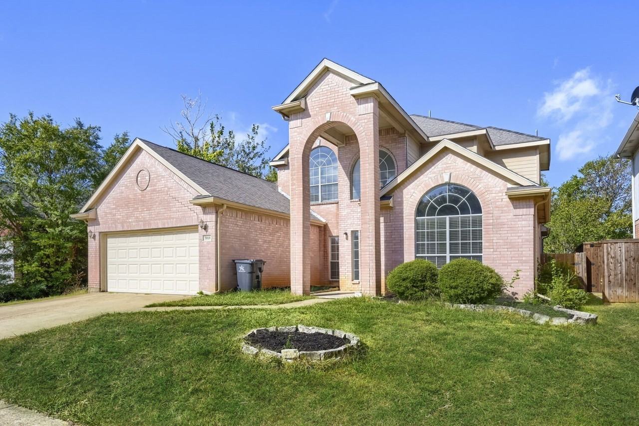 7018 Echo Lake Ct - Photo 2 of 28