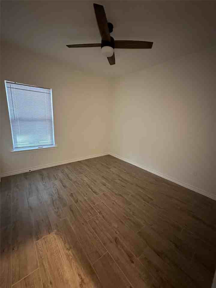 2321 County Road 704b - Photo 4 of 18