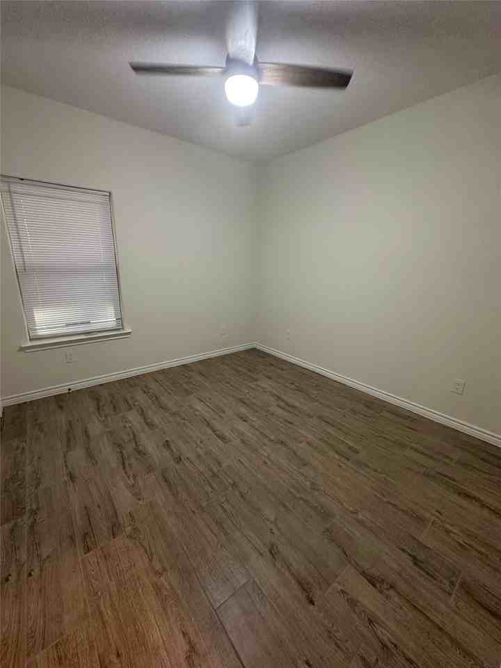 2321 County Road 704b - Photo 7 of 18