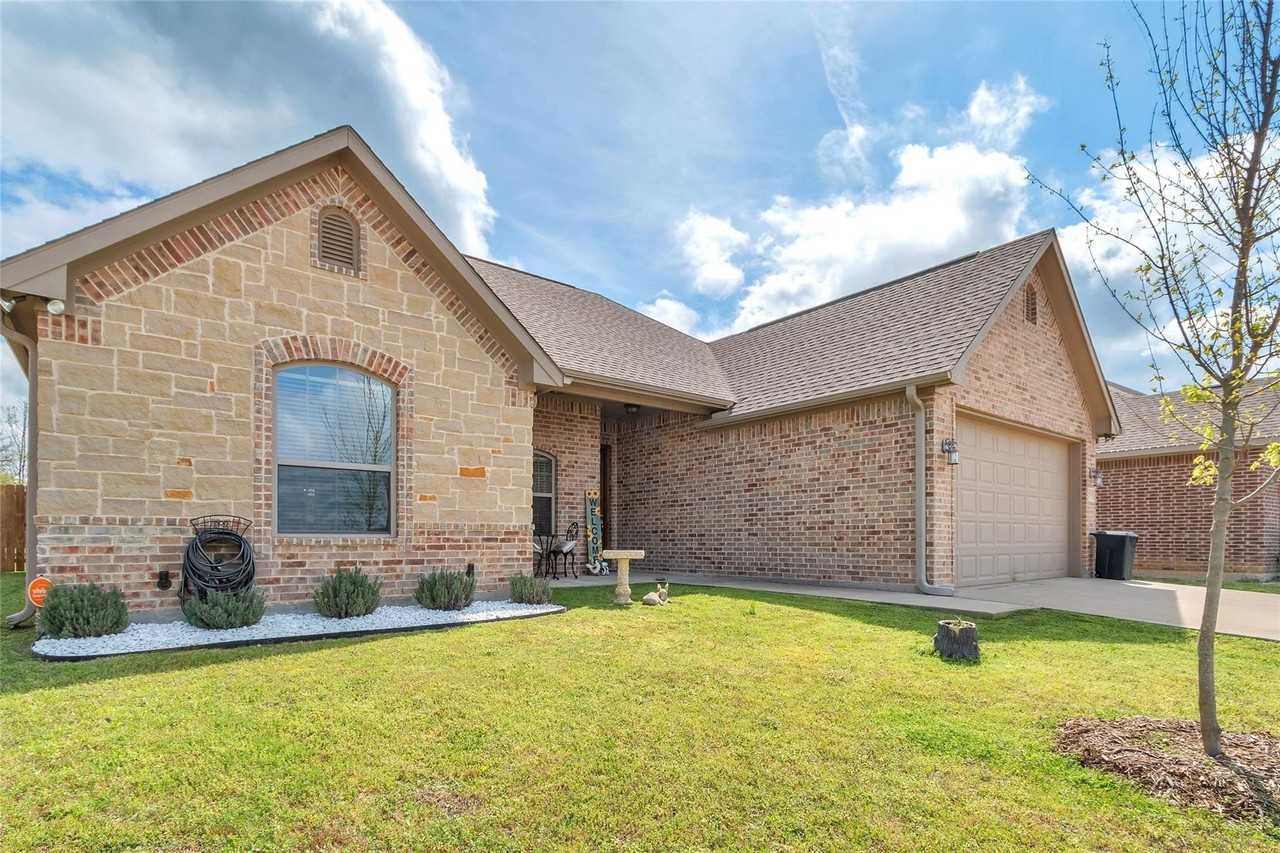 129 Oak Springs Loop - Photo 3 of 32