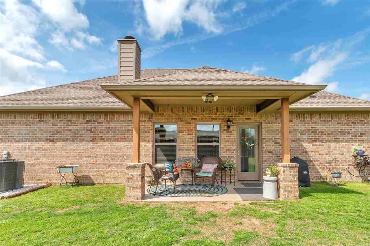 129 Oak Springs Loop - Photo 4 of 32