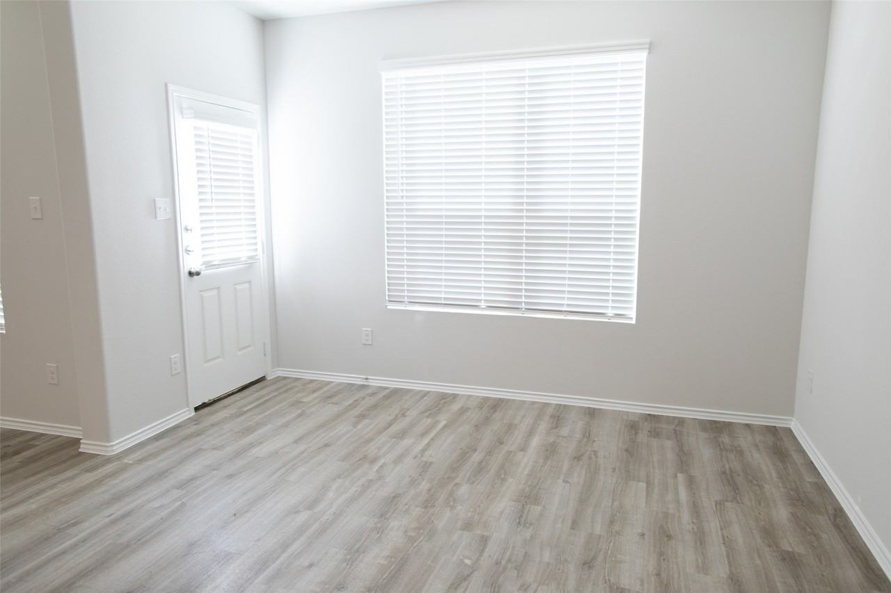 3202 Sonoma Trl - Photo 5 of 10