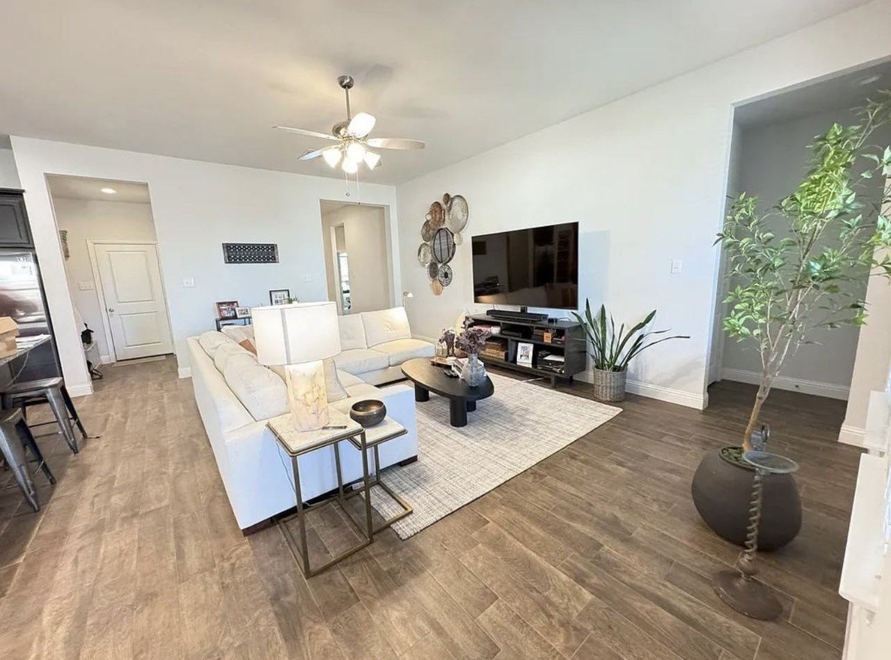 423 Cooper St - Photo 5 of 14