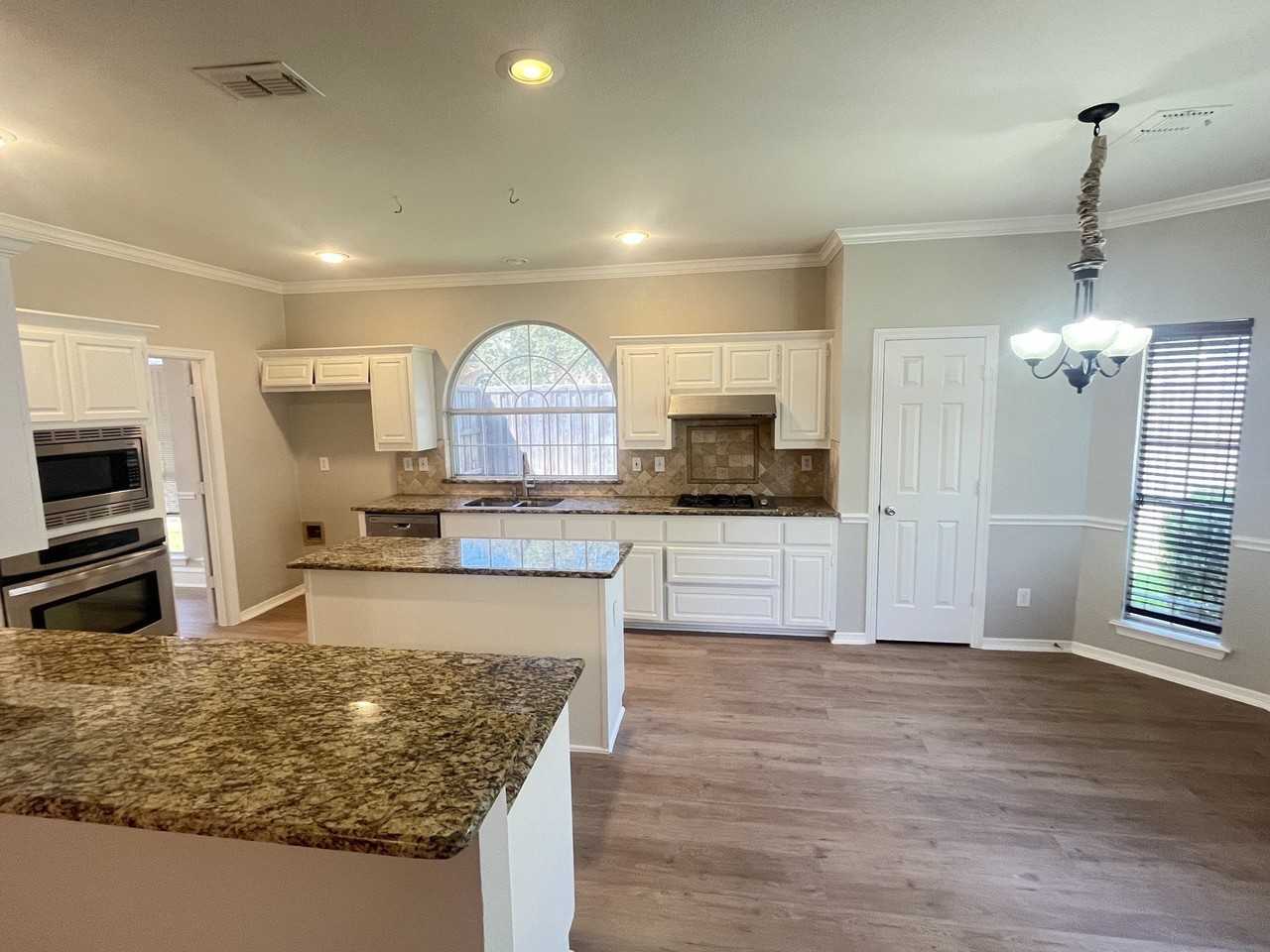 3113 Buena Vista Dr - Photo 5 of 15