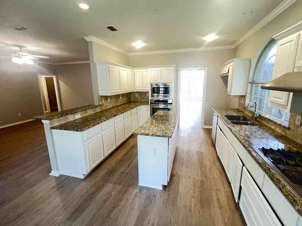 3113 Buena Vista Dr - Photo 6 of 15