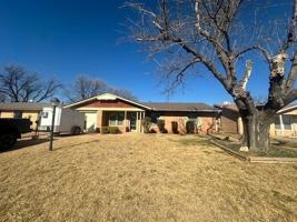featured image of 3124 Sandefer St