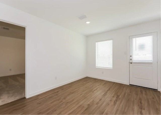 7132 Landings Edge Rd - Photo 5 of 12