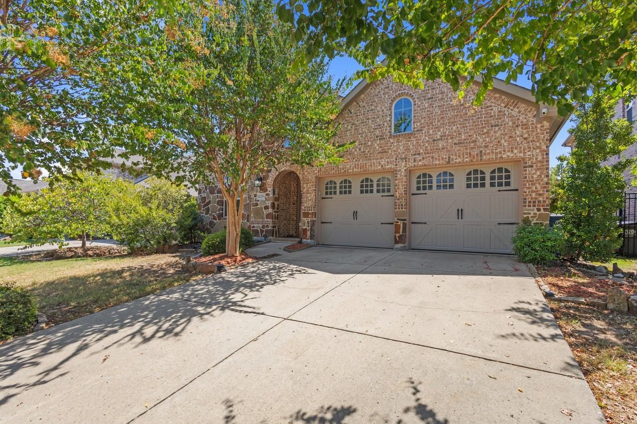 1820 Fountain Vista Vw - Photo 2 of 29