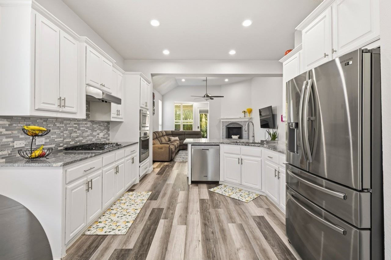 1820 Fountain Vista Vw - Photo 3 of 29
