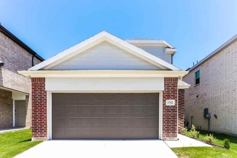 3702 Ruth Dr - Photo 2 of 16