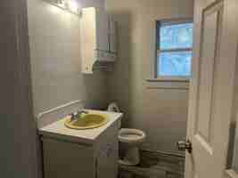 featured image of 220 8th St